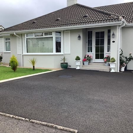 Laurel Cottage バリマネー エクステリア 写真